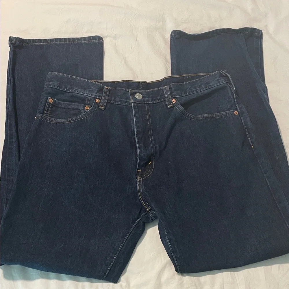 Levi's Men's 517 Bootcut Jeans - Picture 2 of 3